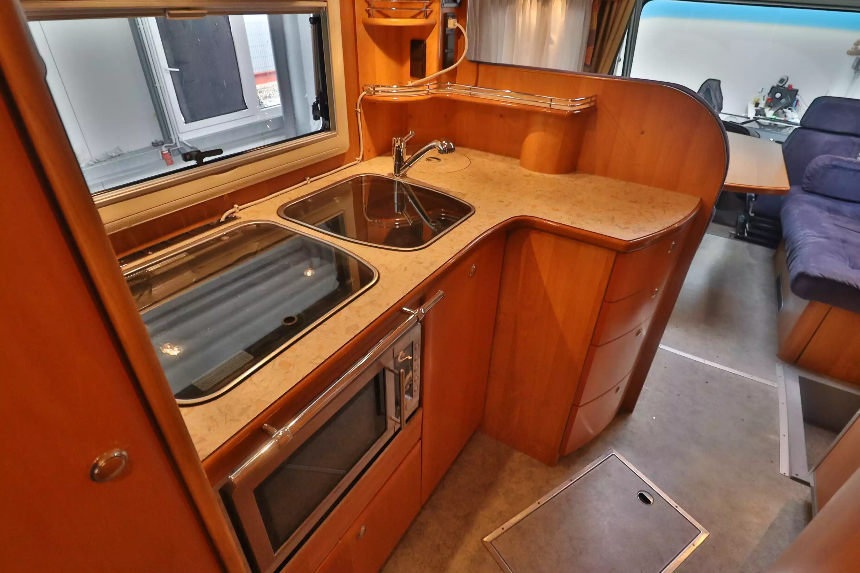CONCORDE Charisma I 880 F